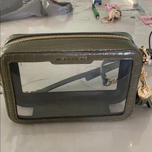 Michael Kors Crossbody MD Camera Bag  Olive NWT